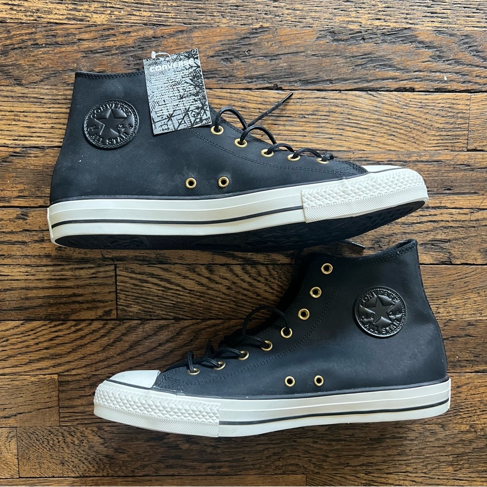 Converse Black and White High-Top Sneakers Unisex | Men’s 13 Women’s 15